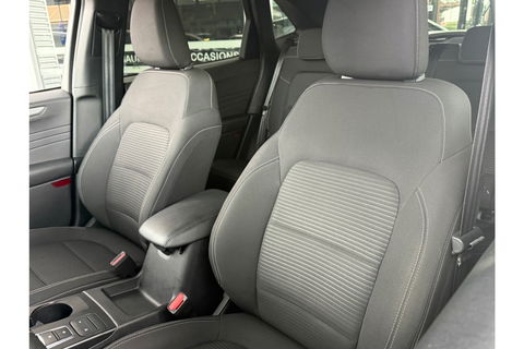 Ford Kuga 2.5 FHEV TITANIUM AUTOMAAT NAVI PDC-CAMERA.