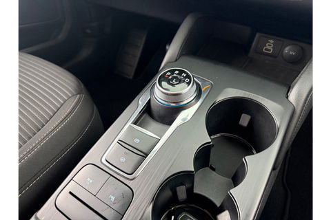 Ford Kuga 2.5 FHEV TITANIUM AUTOMAAT NAVI PDC-CAMERA.
