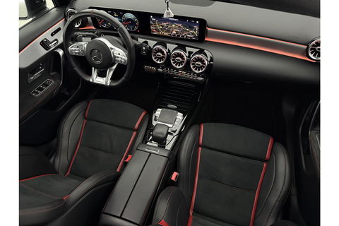 Mercedes-Benz A-Klasse AMG 35 4MATIC | 306PK | Performance Seats | Pano | Burmester-Audio | Sfeerverl LED Virtual Camera Memory Carplay Clima Cruise 19"LMV Navi PDC