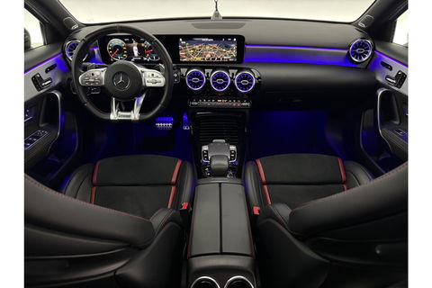 Mercedes-Benz A-Klasse AMG 35 4MATIC | 306PK | Performance Seats | Pano | Burmester-Audio | Sfeerverl LED Virtual Camera Memory Carplay Clima Cruise 19"LMV Navi PDC
