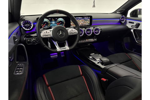 Mercedes-Benz A-Klasse AMG 35 4MATIC | 306PK | Performance Seats | Pano | Burmester-Audio | Sfeerverl LED Virtual Camera Memory Carplay Clima Cruise 19"LMV Navi PDC