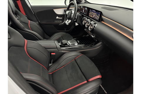 Mercedes-Benz A-Klasse AMG 35 4MATIC | 306PK | Performance Seats | Pano | Burmester-Audio | Sfeerverl LED Virtual Camera Memory Carplay Clima Cruise 19"LMV Navi PDC