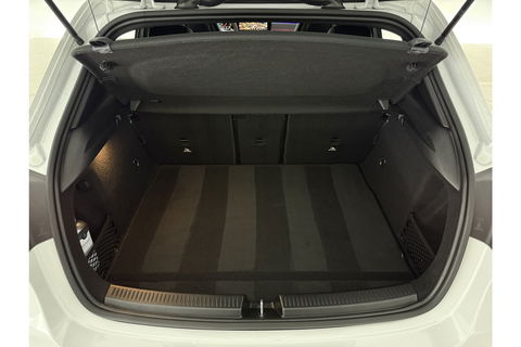 Mercedes-Benz A-Klasse AMG 35 4MATIC | 306PK | Performance Seats | Pano | Burmester-Audio | Sfeerverl LED Virtual Camera Memory Carplay Clima Cruise 19"LMV Navi PDC