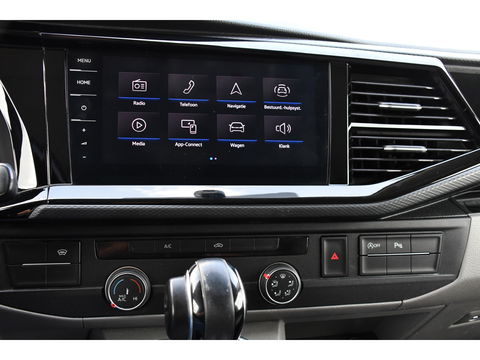 Volkswagen Transporter 2.0 TDI L2H1 Bulli Adaptieve Cruise, Virtual, Carplay, LED, Trekhaak, Leder, Stoelverwarming, 150PK Uniek!