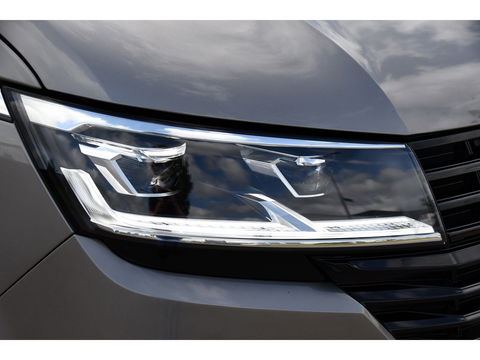 Volkswagen Transporter 2.0 TDI L2H1 Bulli Adaptieve Cruise, Virtual, Carplay, LED, Trekhaak, Leder, Stoelverwarming, 150PK Uniek!