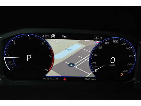 Volkswagen Transporter 2.0 TDI L2H1 Bulli Adaptieve Cruise, Virtual, Carplay, LED, Trekhaak, Leder, Stoelverwarming, 150PK Uniek!