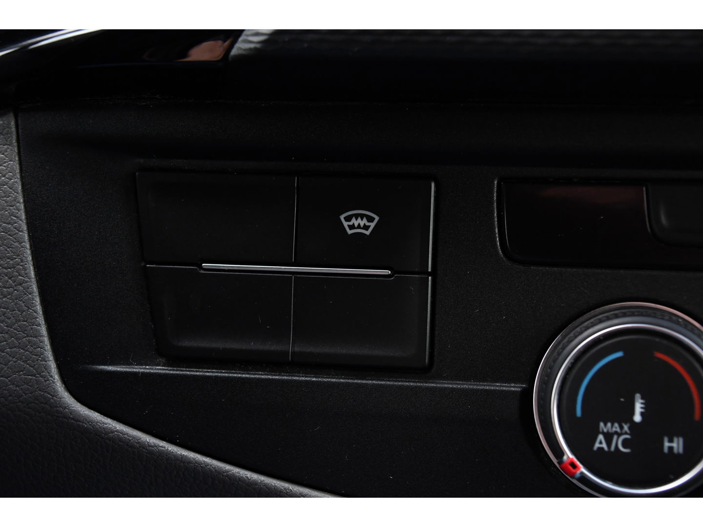 Volkswagen Transporter 2.0 TDI L2H1 Bulli Adaptieve Cruise, Virtual, Carplay, LED, Trekhaak, Leder, Stoelverwarming, 150PK Uniek!