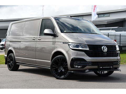 Volkswagen Transporter 2.0 TDI L2H1 Bulli Adaptieve Cruise, Virtual, Carplay, LED, Trekhaak, Leder, Stoelverwarming, 150PK Uniek!