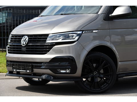 Volkswagen Transporter 2.0 TDI L2H1 Bulli Adaptieve Cruise, Virtual, Carplay, LED, Trekhaak, Leder, Stoelverwarming, 150PK Uniek!