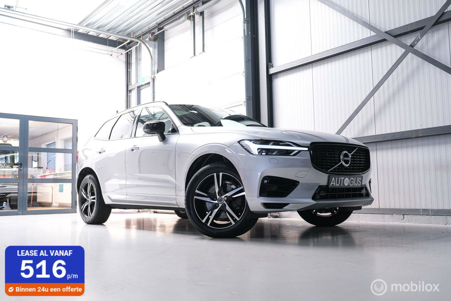 Volvo XC60 2.0 Recharge T8 AWD R-Design 390 pk | Trekhaak | Schuifdak | Dealer onderhouden | Camera | DAB | Stoel + stuurwiel verwarming |