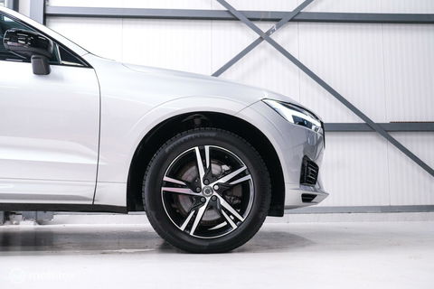 Volvo XC60 2.0 Recharge T8 AWD R-Design 390 pk | Trekhaak | Schuifdak | Dealer onderhouden | Camera | DAB | Stoel + stuurwiel verwarming |