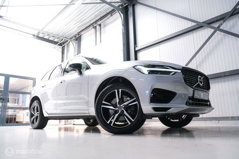 Volvo XC60 2.0 Recharge T8 AWD R-Design 390 pk | Trekhaak | Schuifdak | Dealer onderhouden | Camera | DAB | Stoel + stuurwiel verwarming |