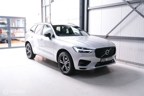 Volvo XC60 2.0 Recharge T8 AWD R-Design 390 pk | Trekhaak | Schuifdak | Dealer onderhouden | Camera | DAB | Stoel + stuurwiel verwarming |