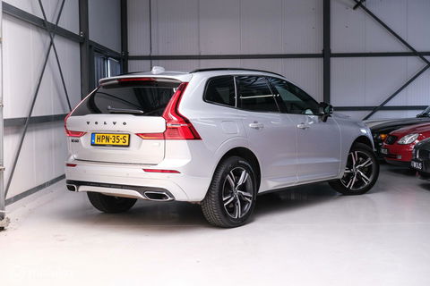 Volvo XC60 2.0 Recharge T8 AWD R-Design 390 pk | Trekhaak | Schuifdak | Dealer onderhouden | Camera | DAB | Stoel + stuurwiel verwarming |