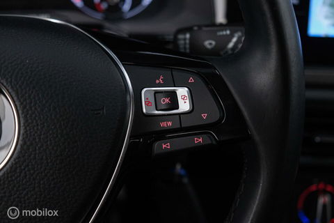Volkswagen Polo 1.0 TSI Comfortline | Adaptive | NAP NL auto | DAB | All season | Limestone | LED | Navigatie |