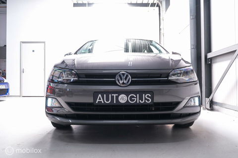 Volkswagen Polo 1.0 TSI Comfortline | Adaptive | NAP NL auto | DAB | All season | Limestone | LED | Navigatie |