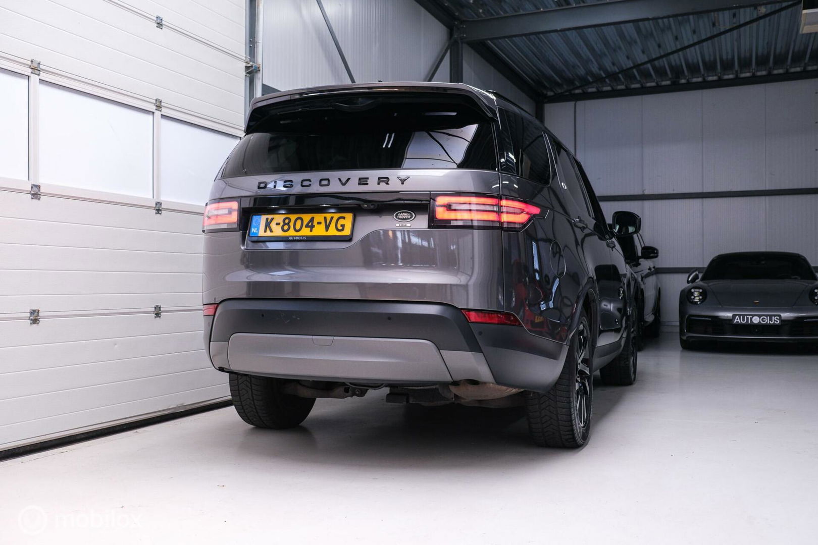 Land Rover Discovery 5 2.0 Td4 HSE Luxury 7p. | Dealer OH | Meridian | Trekhaak | DAB | Cold Climate pack | Nieuwe motor |