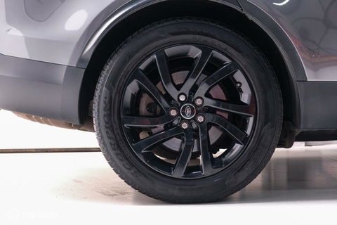 Land Rover Discovery 5 2.0 Td4 HSE Luxury 7p. | Dealer OH | Meridian | Trekhaak | DAB | Cold Climate pack | Nieuwe motor |
