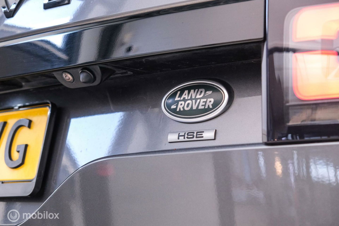 Land Rover Discovery 5 2.0 Td4 HSE Luxury 7p. | Dealer OH | Meridian | Trekhaak | DAB | Cold Climate pack | Nieuwe motor |
