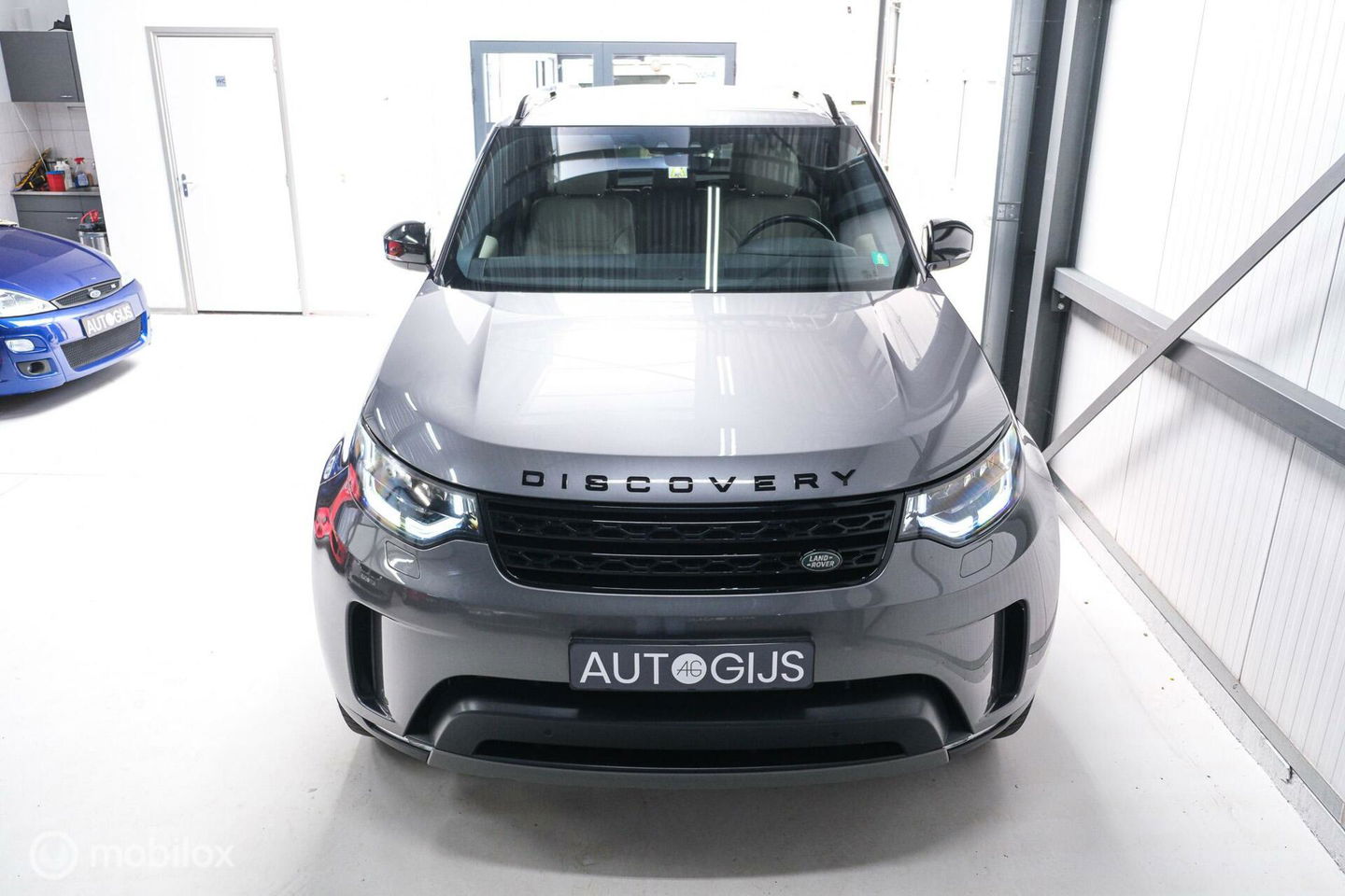 Land Rover Discovery 5 2.0 Td4 HSE Luxury 7p. | Dealer OH | Meridian | Trekhaak | DAB | Cold Climate pack | Nieuwe motor |