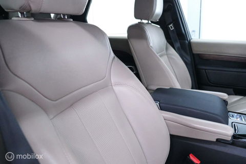 Land Rover Discovery 5 2.0 Td4 HSE Luxury 7p. | Dealer OH | Meridian | Trekhaak | DAB | Cold Climate pack | Nieuwe motor |