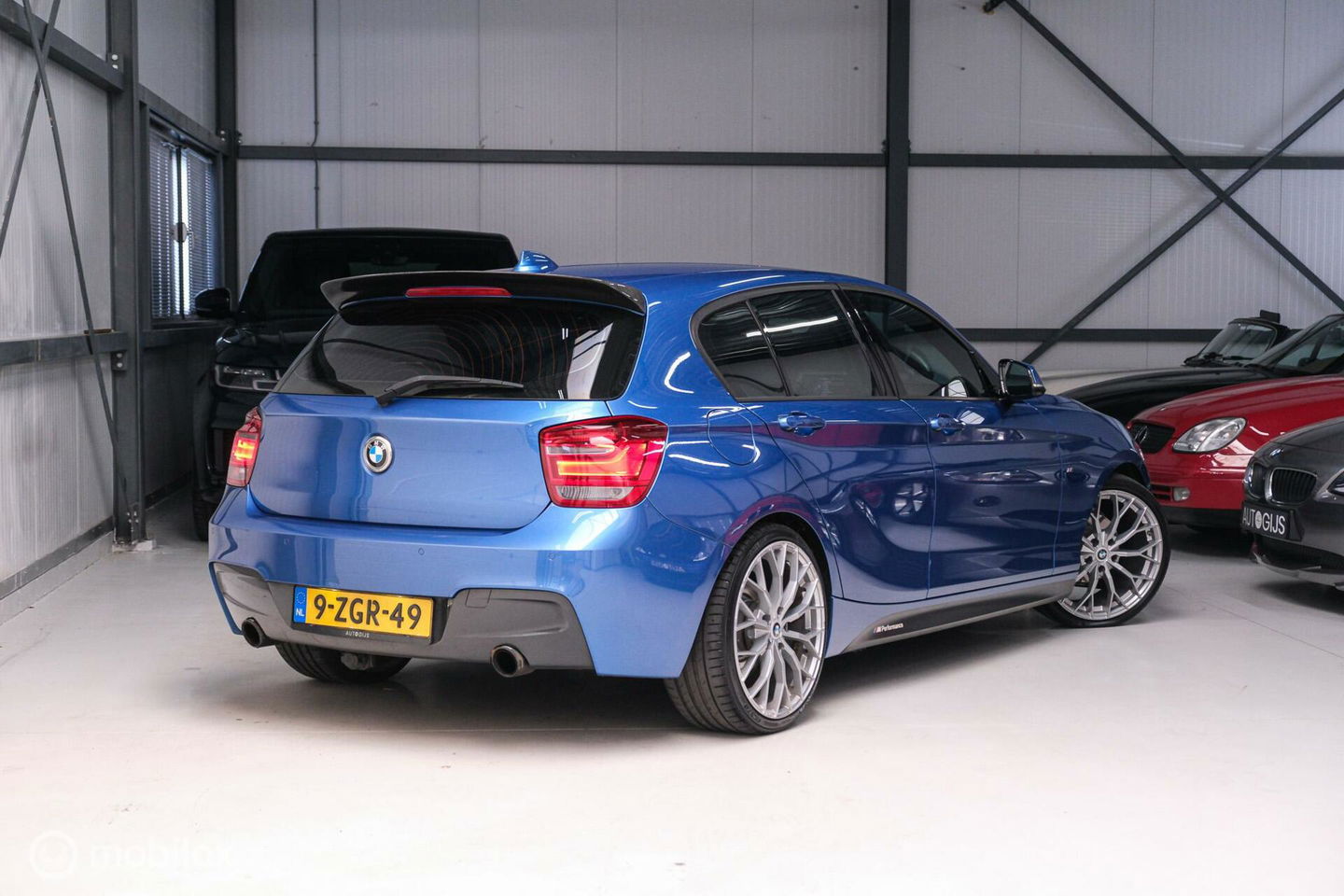 BMW 1-serie 116i M Sport | Estoril blue | Alcantara | LED | M performance | unieke auto | NAP orig NL | Trekhaak | 19 inch |