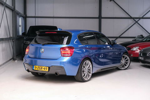 BMW 1-serie 116i M Sport | Estoril blue | Alcantara | LED | M performance | unieke auto | NAP orig NL | Trekhaak | 19 inch |