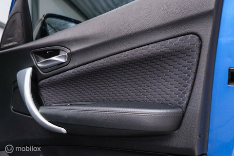 BMW 1-serie 116i M Sport | Estoril blue | Alcantara | LED | M performance | unieke auto | NAP orig NL | Trekhaak | 19 inch |