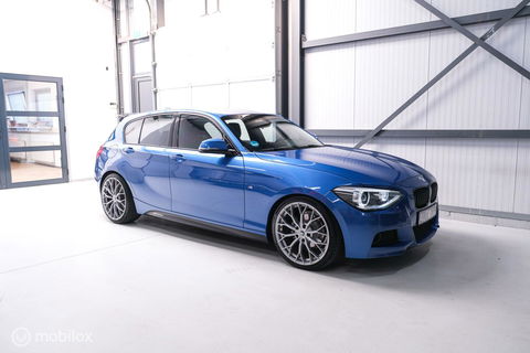 BMW 1-serie 116i M Sport | Estoril blue | Alcantara | LED | M performance | unieke auto | NAP orig NL | Trekhaak | 19 inch |