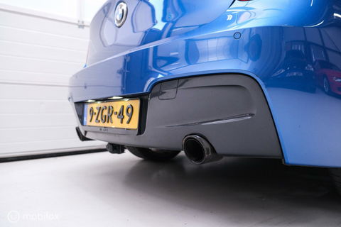 BMW 1-serie 116i M Sport | Estoril blue | Alcantara | LED | M performance | unieke auto | NAP orig NL | Trekhaak | 19 inch |