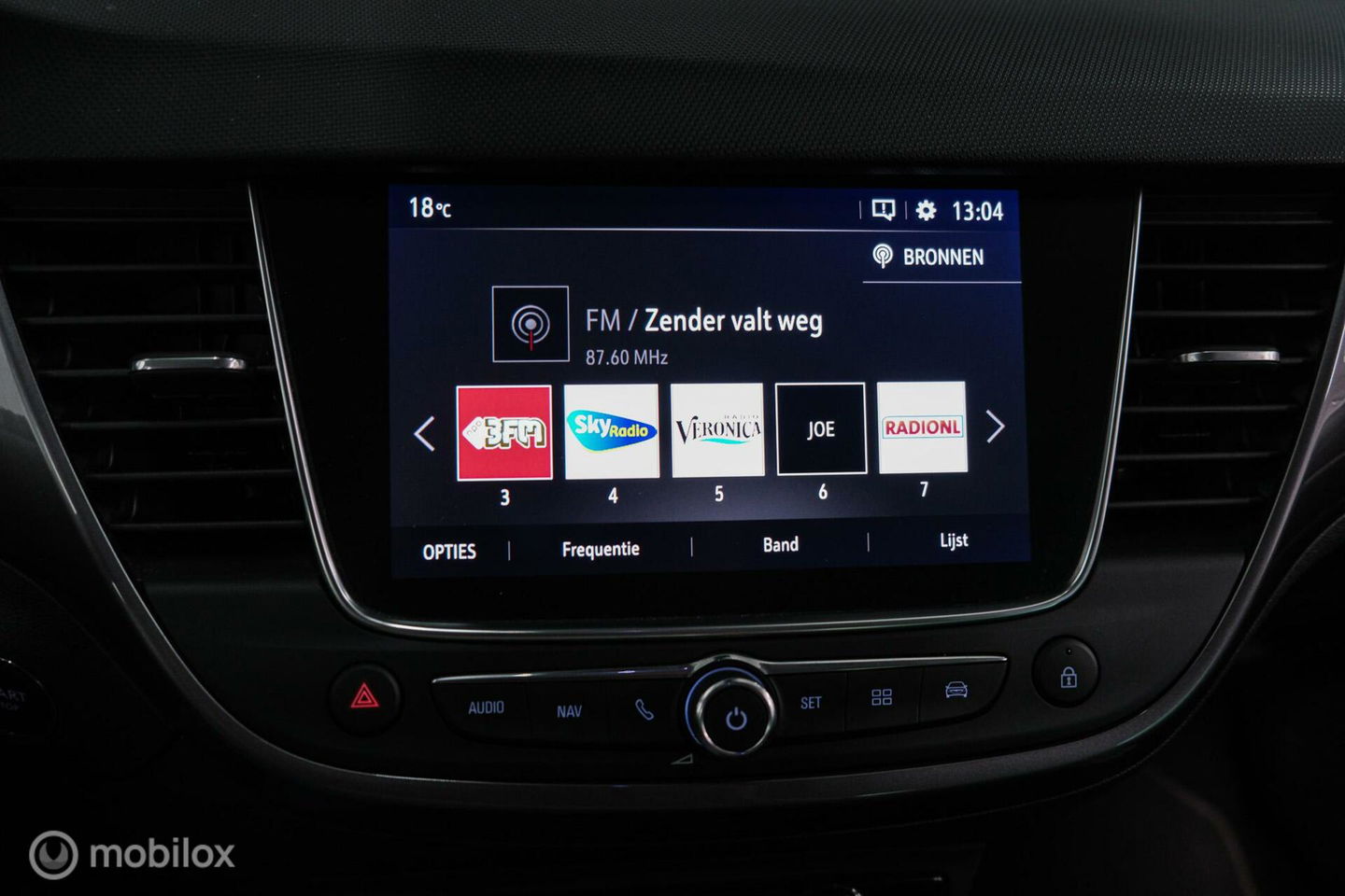 Opel Crossland X 1.2 Turbo | CarPlay | Camera | Trekhaak | 1e eigenaar | NL auto NAP | Head up display | sport stoelen |