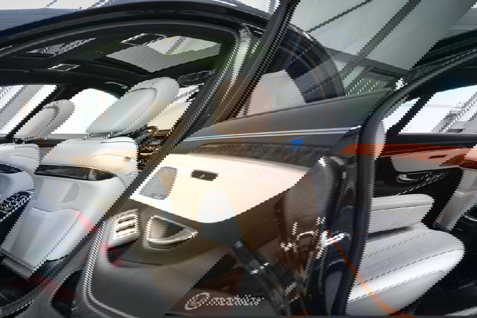 Mercedes-Benz S-Klasse 350 Prestige Plus | Massage | NAP NL auto | 2e eigenaar | Nightvision | Softclose | Burmester | Adaptive | Panorama | Trekhaak |
