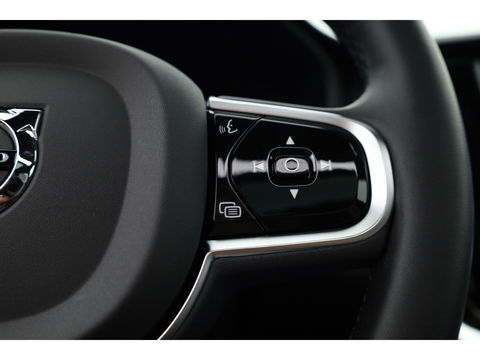 Volvo V60 2.0 T8 Plug-in hybrid AWD Ultimate Dark |Bowers & Wilkins | 360 camera | Head-up | Stoel + stuurver. | Gelaagd Glas |