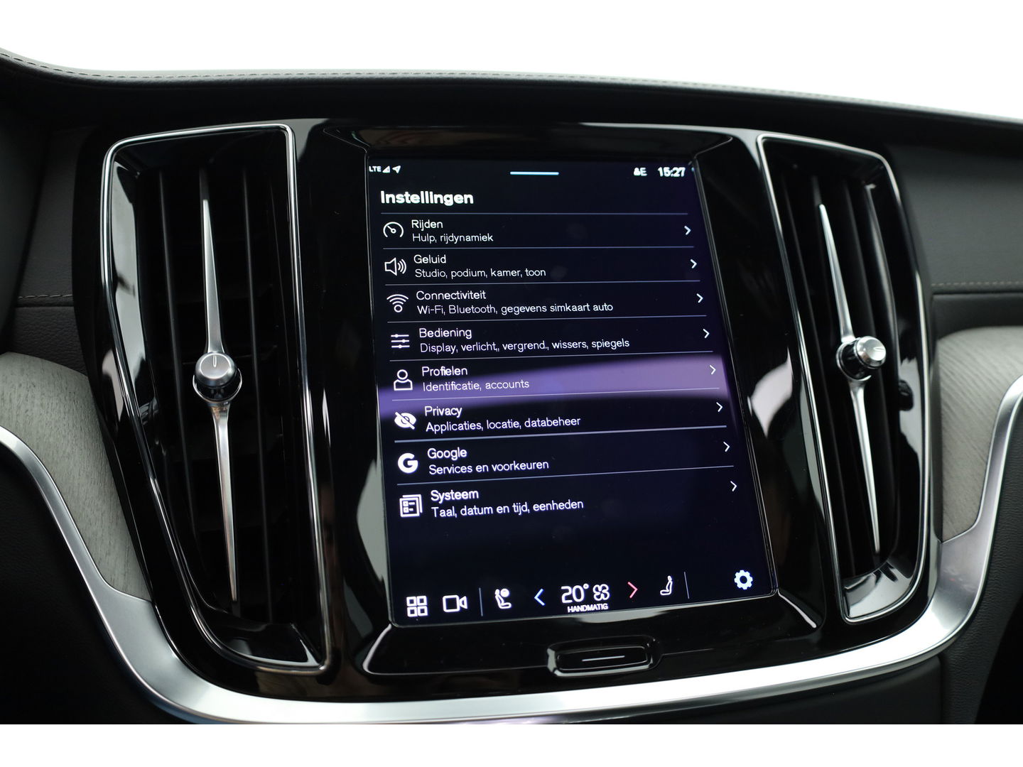 Volvo V60 2.0 T8 Plug-in hybrid AWD Ultimate Dark |Bowers & Wilkins | 360 camera | Head-up | Stoel + stuurver. | Gelaagd Glas |