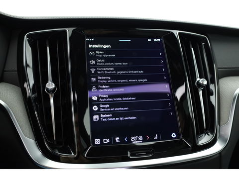 Volvo V60 2.0 T8 Plug-in hybrid AWD Ultimate Dark |Bowers & Wilkins | 360 camera | Head-up | Stoel + stuurver. | Gelaagd Glas |