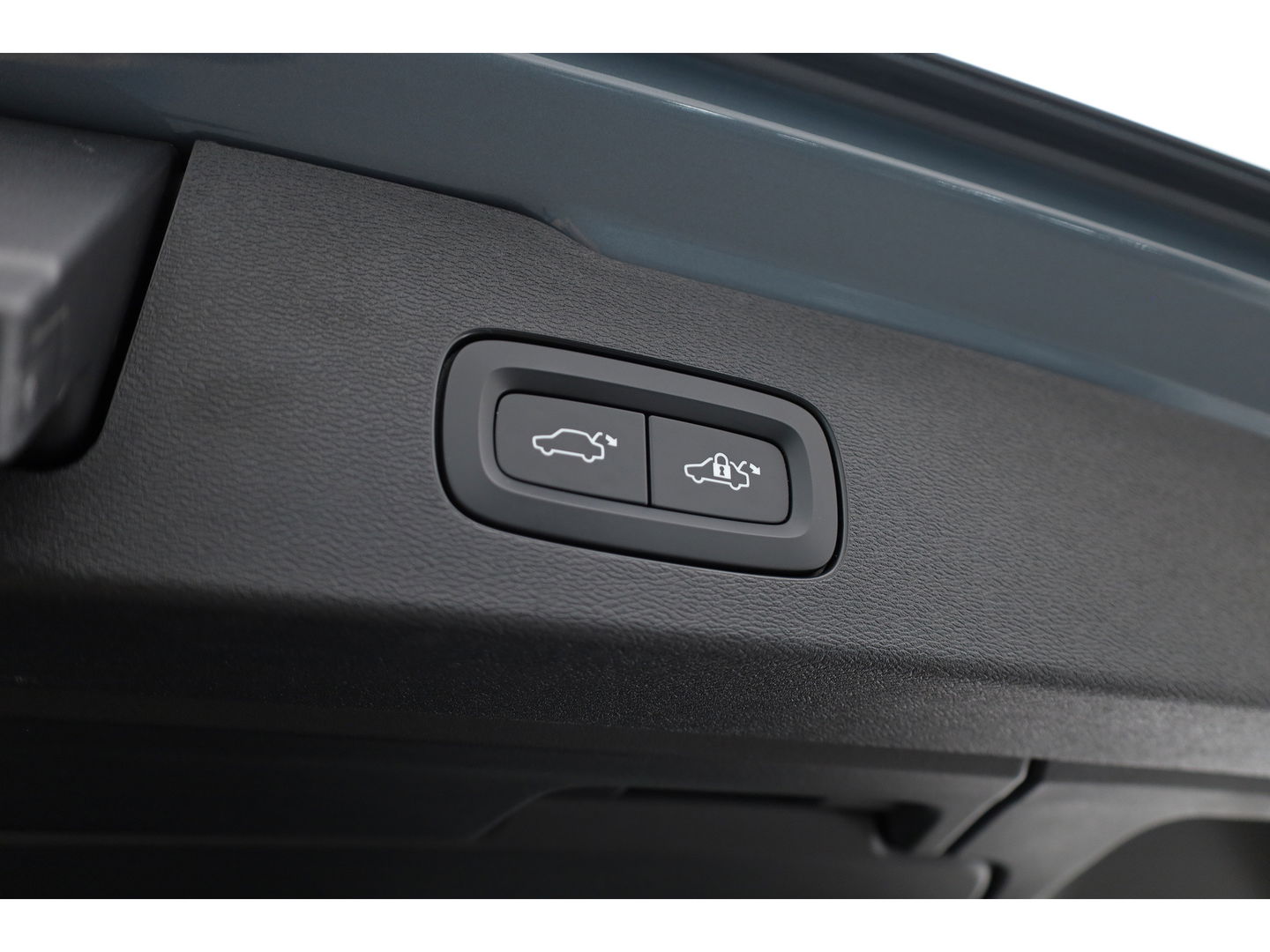Volvo V60 2.0 T8 Plug-in hybrid AWD Ultimate Dark |Bowers & Wilkins | 360 camera | Head-up | Stoel + stuurver. | Gelaagd Glas |