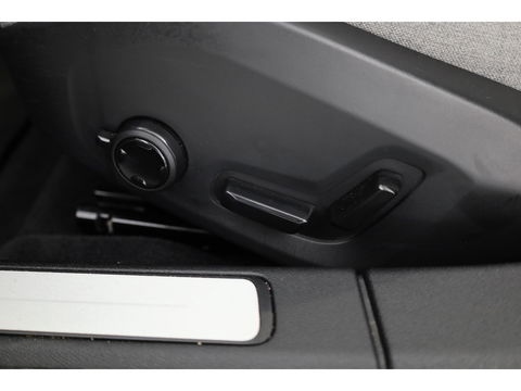 Volvo V60 2.0 T8 Plug-in hybrid AWD Ultimate Dark |Bowers & Wilkins | 360 camera | Head-up | Stoel + stuurver. | Gelaagd Glas |
