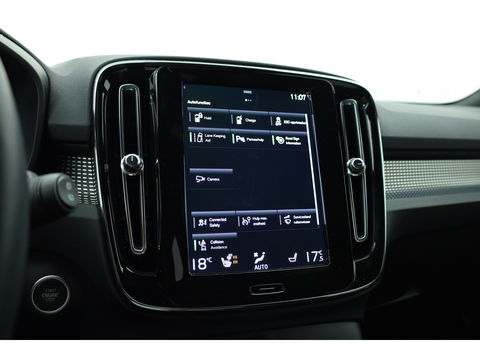 Volvo XC40 1.5 T5 Recharge R-Design | Elek. Trekhaak | Camera | Stoel + stuurvew. |