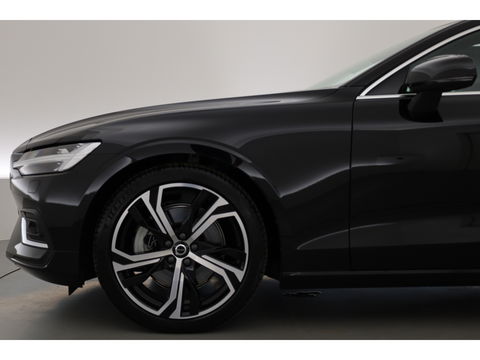 Volvo V60 2.0 B4 Plus Bright | Pano-dak | H&K audio | Trekhaak | Pilot Assist |
