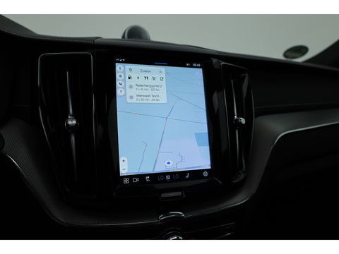 Volvo XC60 2.0 T6 Plug-in hybrid AWD R-Design | Long Range | Bowers & Wilkins | Trekhaak | 360 camera | Head-up |