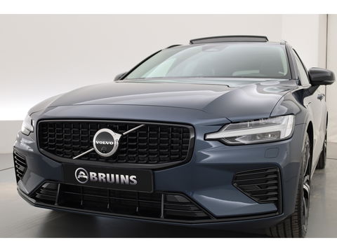 Volvo V60 2.0 T6 Plug-in hybrid AWD Ultra Dark |Pano-dak | Bowers & Wilkins | Massage | 360 camera | Head-up |