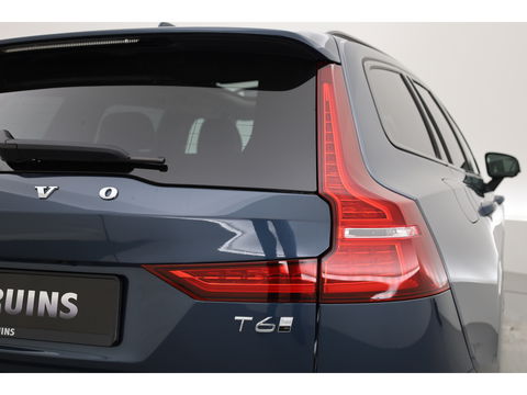 Volvo V60 2.0 T6 Plug-in hybrid AWD Ultra Dark |Pano-dak | Bowers & Wilkins | Massage | 360 camera | Head-up |