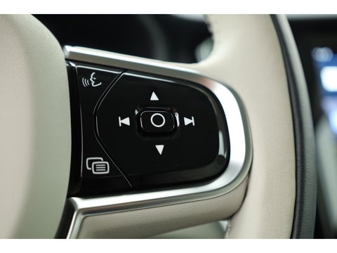 Volvo V60 T6 Recharge Plus Dark | Pilot Assist | Memory | Camera | Harman Kardon |