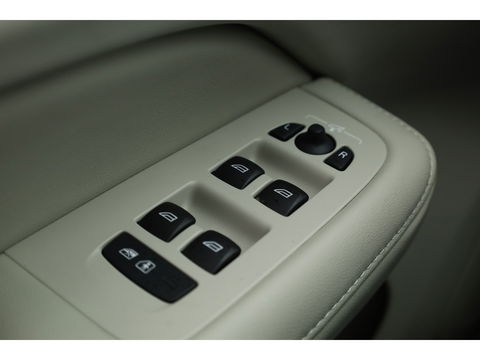 Volvo V60 T6 Recharge Plus Dark | Pilot Assist | Memory | Camera | Harman Kardon |
