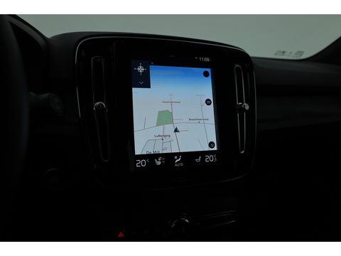 Volvo XC40 1.5 T4 Plug-in hybrid Plus Dark | Facelift | Elek. stoelen | H&K Audio | Stoel + stuurverw. | Camera |