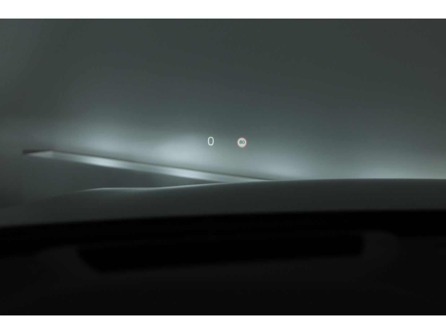 Volvo S60 2.0 Recharge T8 AWD Ultimate Dark | Pano | Head-up | 360 camera | 19 inch | H&K Audio | Gelamineerd Glas |