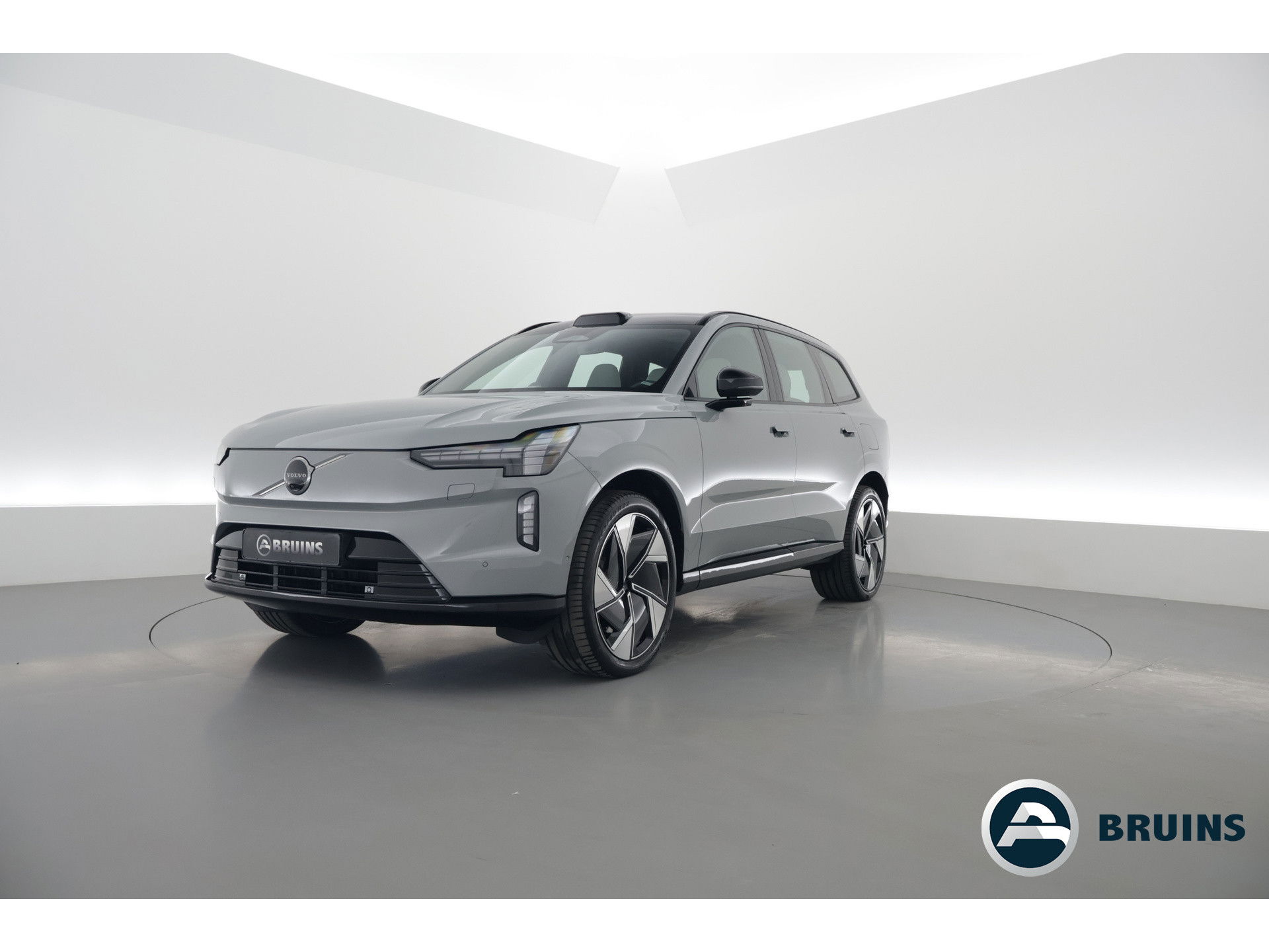 Volvo EX90 Twin Performance Ultra 7p. 111 kWh | Bowers & Wilkins | Head-up | Massage | 22 '' | Matrix LED | Pilot Assist | Park Pilot |