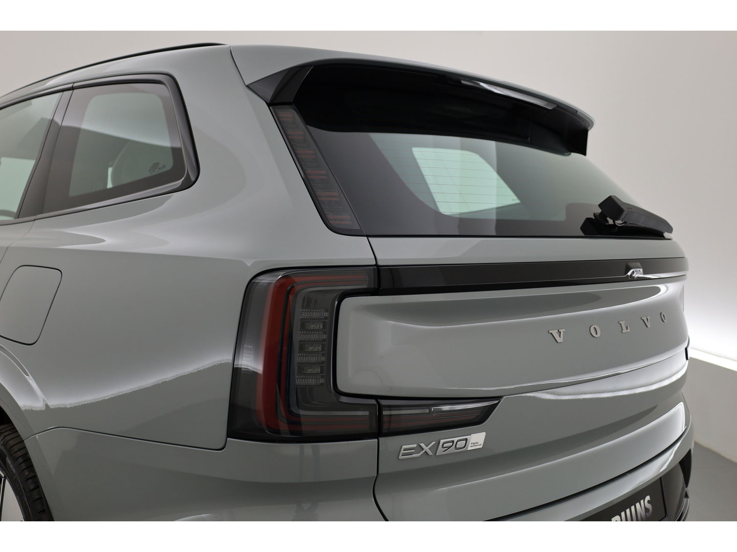 Volvo EX90 Twin Performance Ultra 7p. 111 kWh | Bowers & Wilkins | Head-up | Massage | 22 '' | Matrix LED | Pilot Assist | Park Pilot |