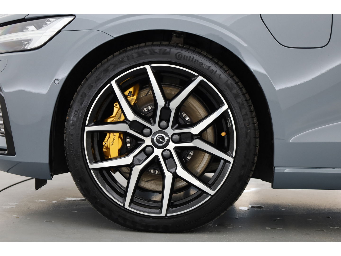 Volvo S60 T8 Polestar Engineered '455pk' | Pano-dak | Bowers & Wilkins Audio | 360 camera | Gelaagd glas |