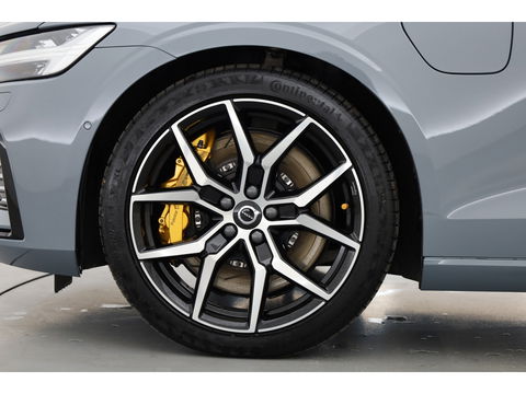 Volvo S60 T8 Polestar Engineered '455pk' | Pano-dak | Bowers & Wilkins Audio | 360 camera | Gelaagd glas |